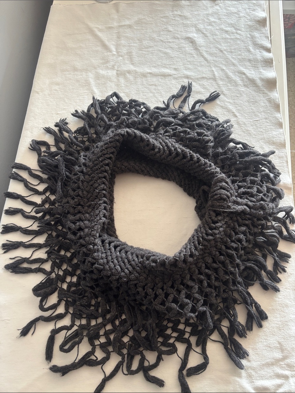 American Eagle Charcoal Gray Knit Cozy Fringe Infinity Circle Scarf